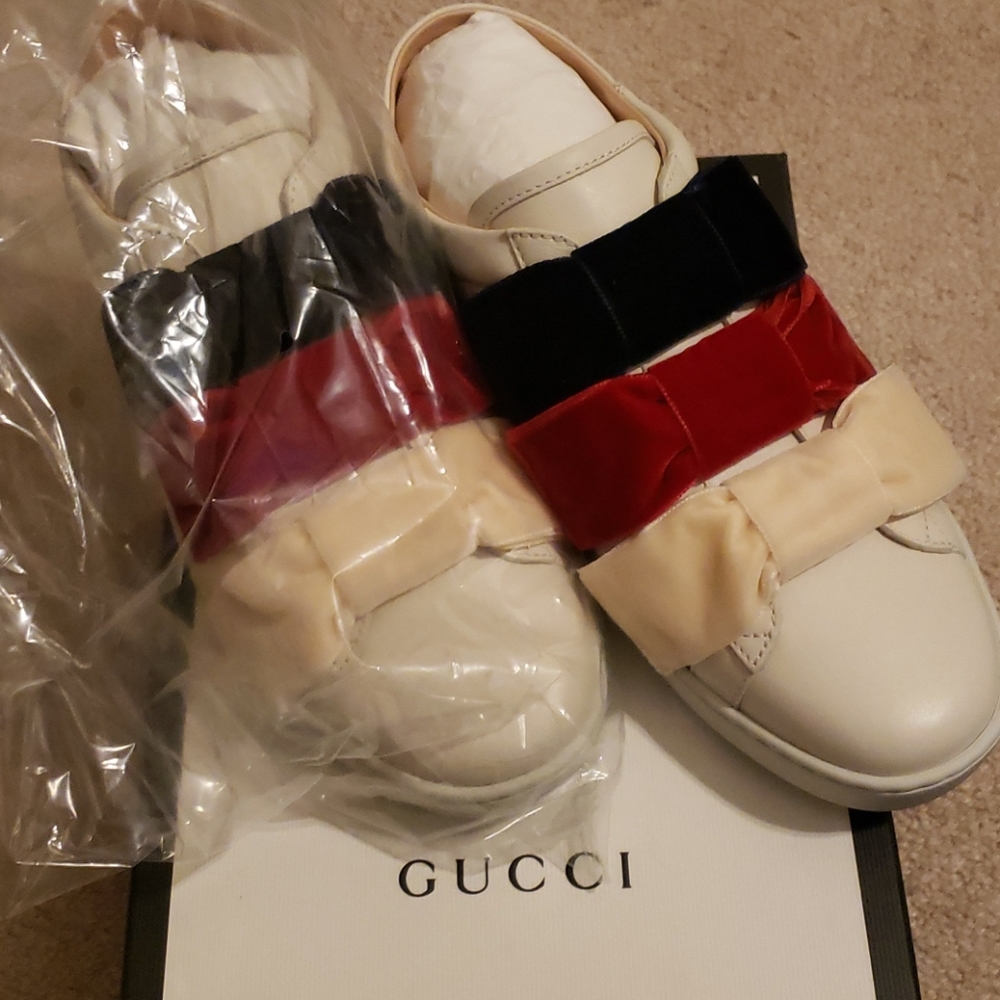Gucci  sneakers
